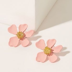 Flower Design Stud Earrings
